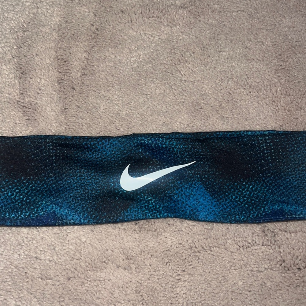 nike headband